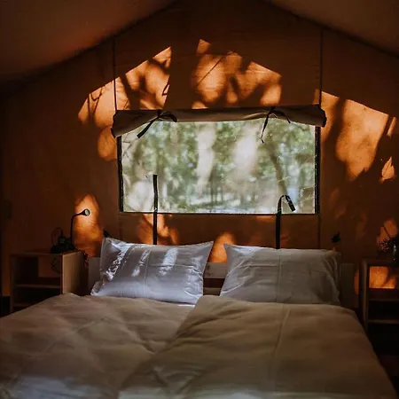 Sioglamping In Siocamping Parque de Campismo Siófok