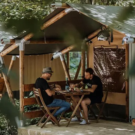 Parque de Campismo Sioglamping In Siocamping Siófok